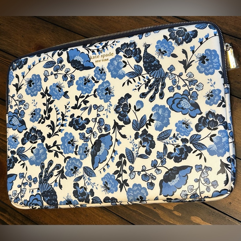 Kate Spade Madison Peacock Blue and Black Floral Laptop Sleeve NWOT